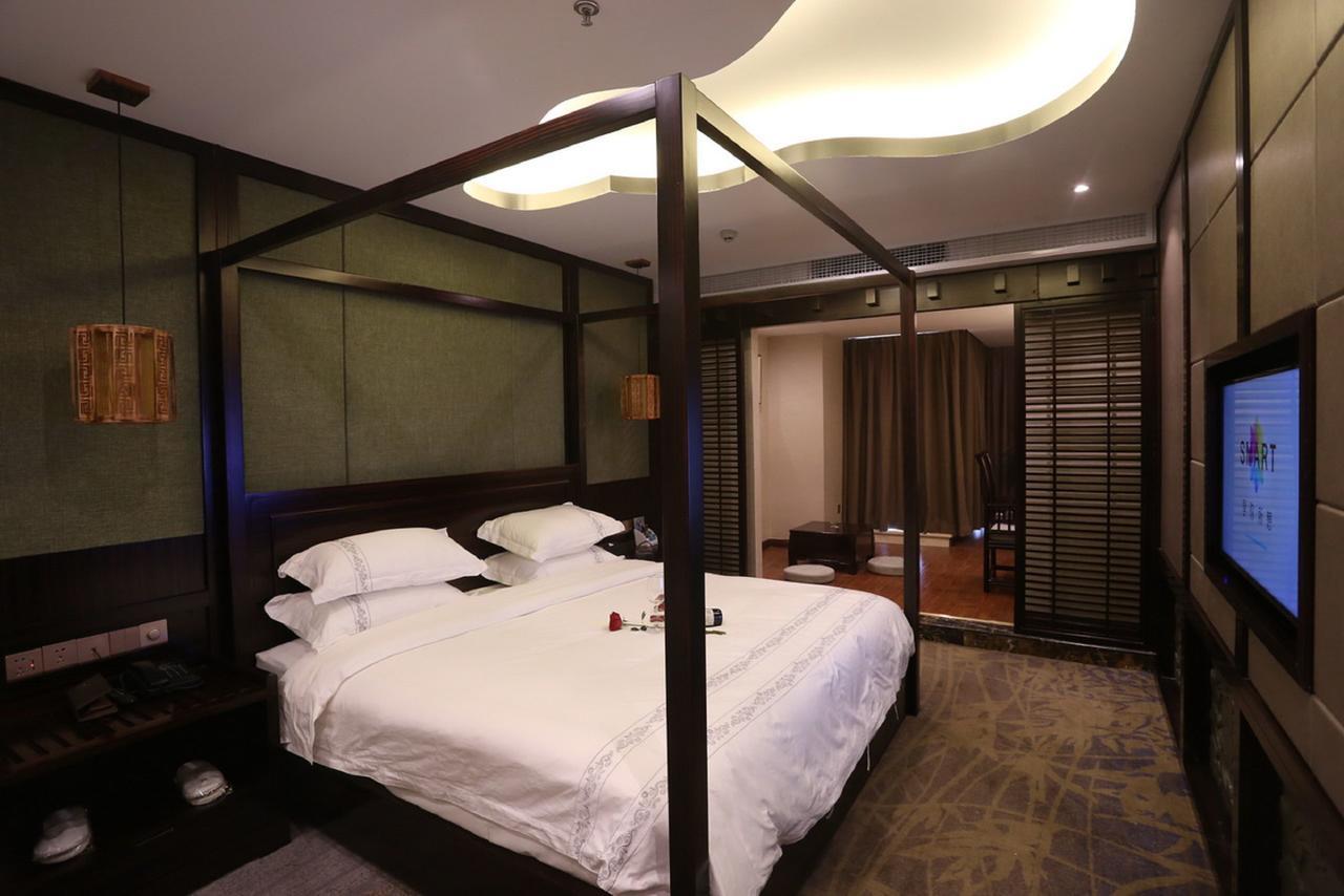 Mingshan Hotel 청두 외부 사진