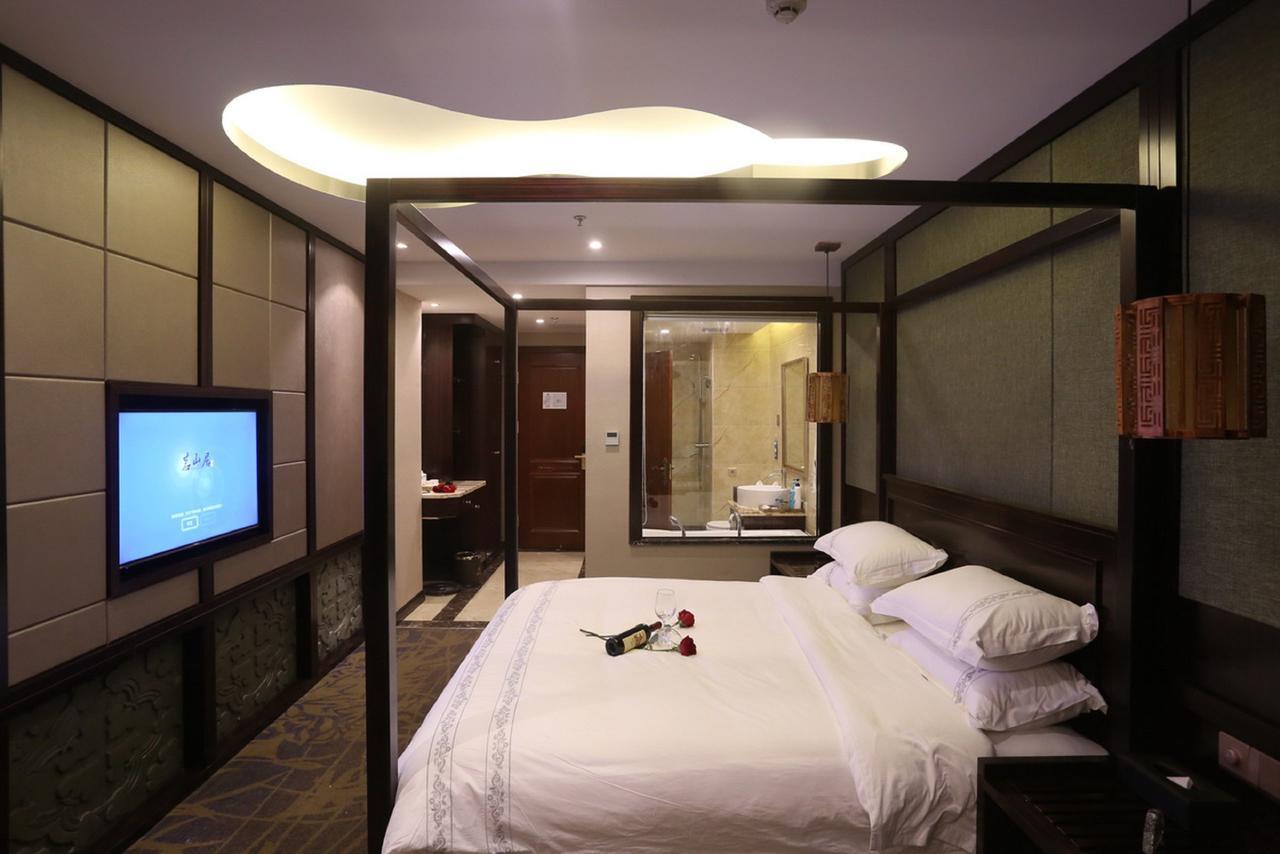 Mingshan Hotel 청두 외부 사진